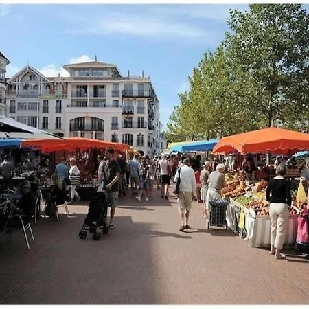 Centre - Agreable T2 Avec Deux Balcons, Jolie Echappee Bassin Et Parking Individuel Securise شقة آركاشو
